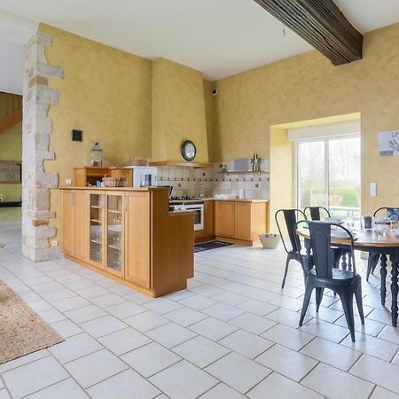 Tour Des Alleux - Maison De Maitre Pour 6 Taden Exterior foto