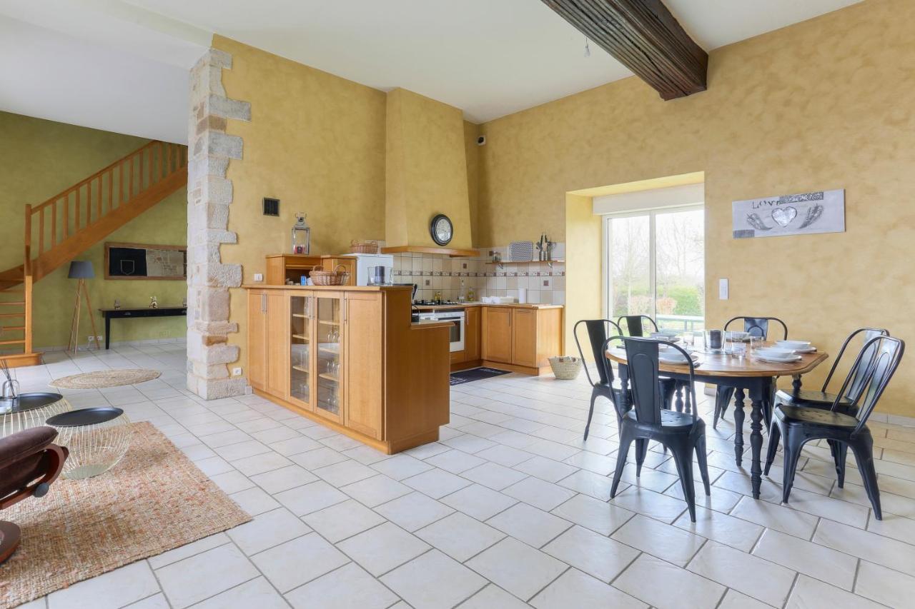 Tour Des Alleux - Maison De Maitre Pour 6 Taden Exterior foto