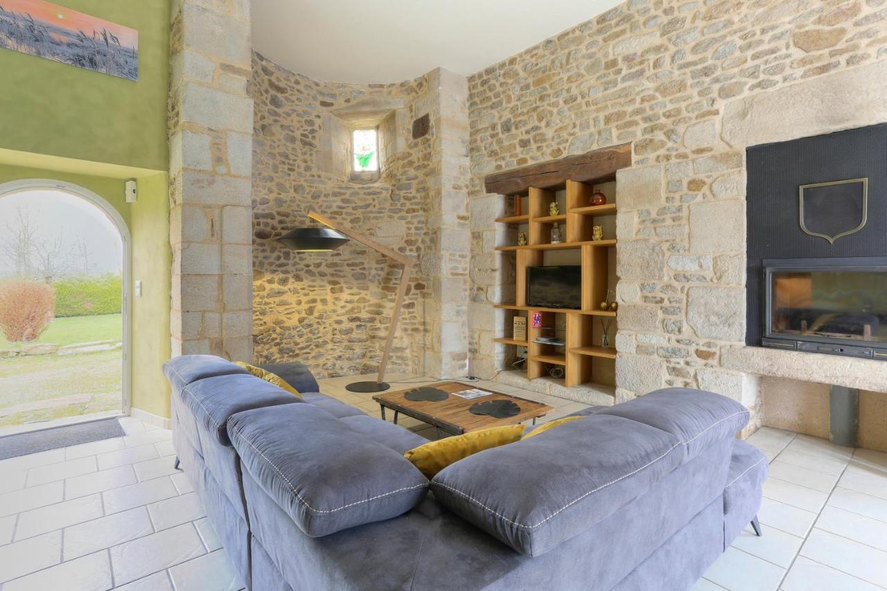 Tour Des Alleux - Maison De Maitre Pour 6 Taden Exterior foto